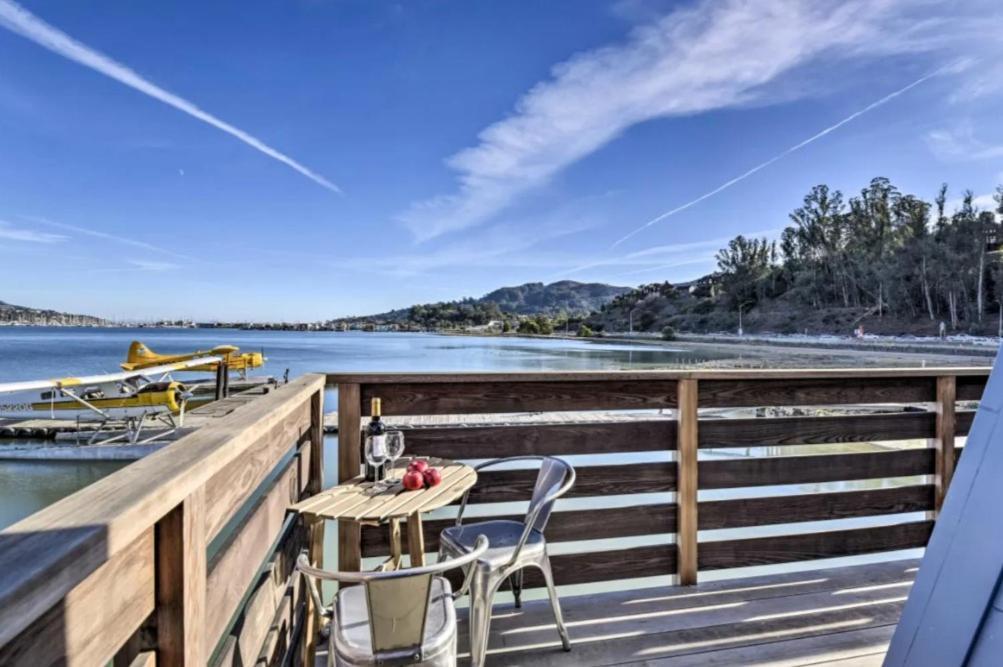 Apartment Floating Of Commodore 11 Mill Valley